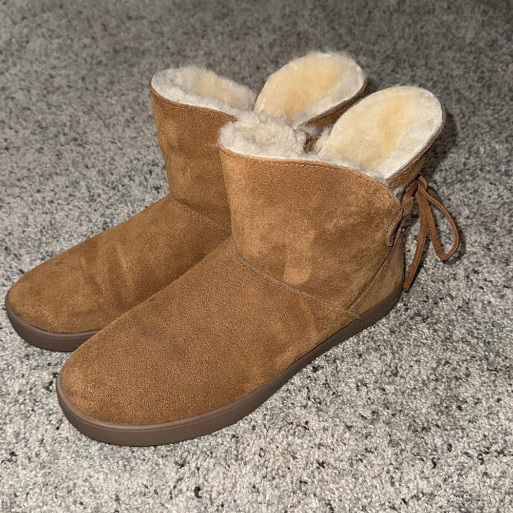 Koolaburra By Ugg Short Boot Back Tie